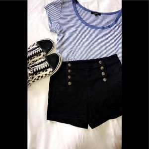 Cute high-waisted shorts with gold buttons!!